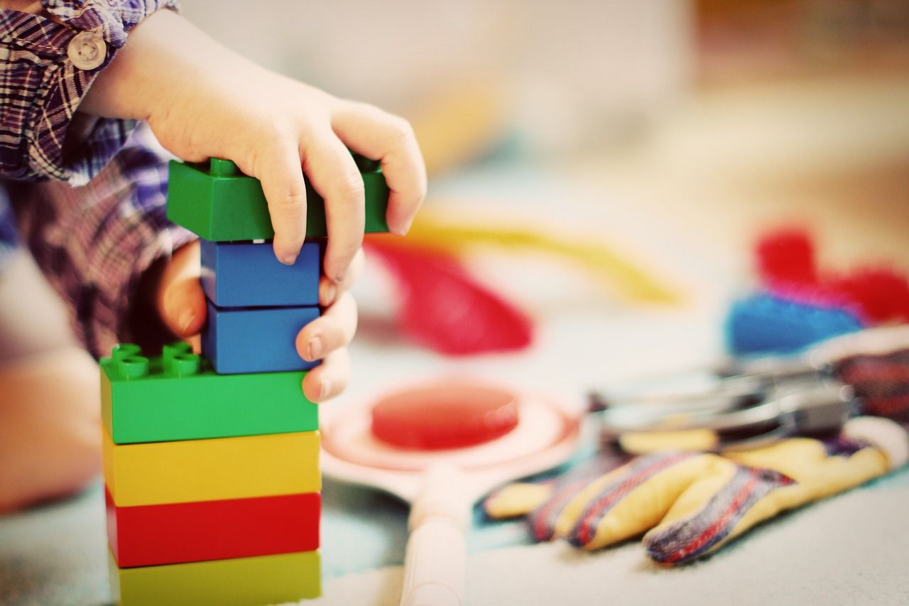 Zabawki dla najmłodszych dzieci – co kupować?